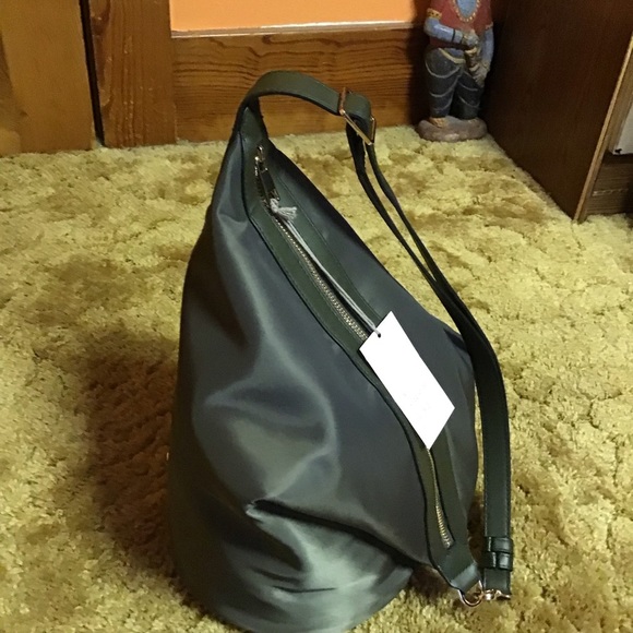 NWT green satin convertible sling / hobo bag - Picture 8 of 11